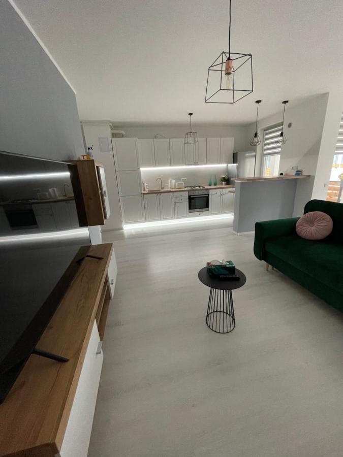 Apartament Bella Apartment เตอร์กู-มูเรช ภายนอก รูปภาพ